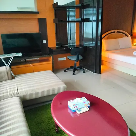 Kl Zone Apartment Service At Times Square